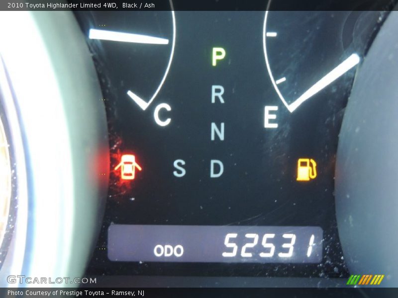 Black / Ash 2010 Toyota Highlander Limited 4WD