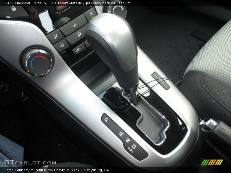 Blue Topaz Metallic / Jet Black/Medium Titanium 2013 Chevrolet Cruze LS