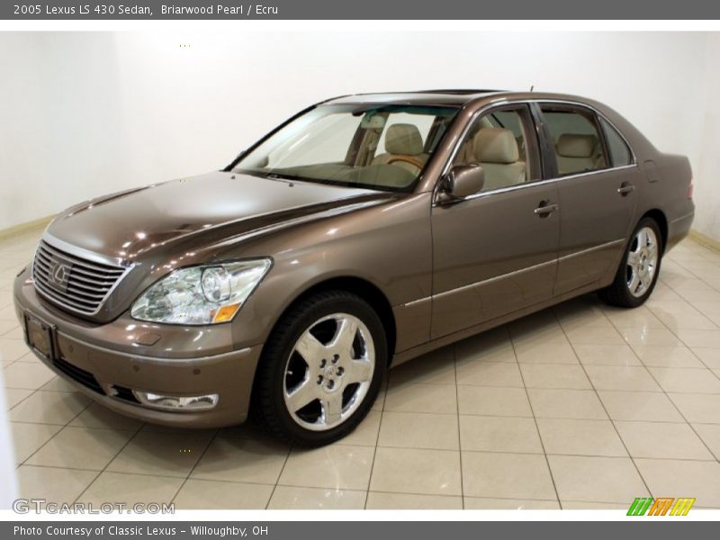 Front 3/4 View of 2005 LS 430 Sedan