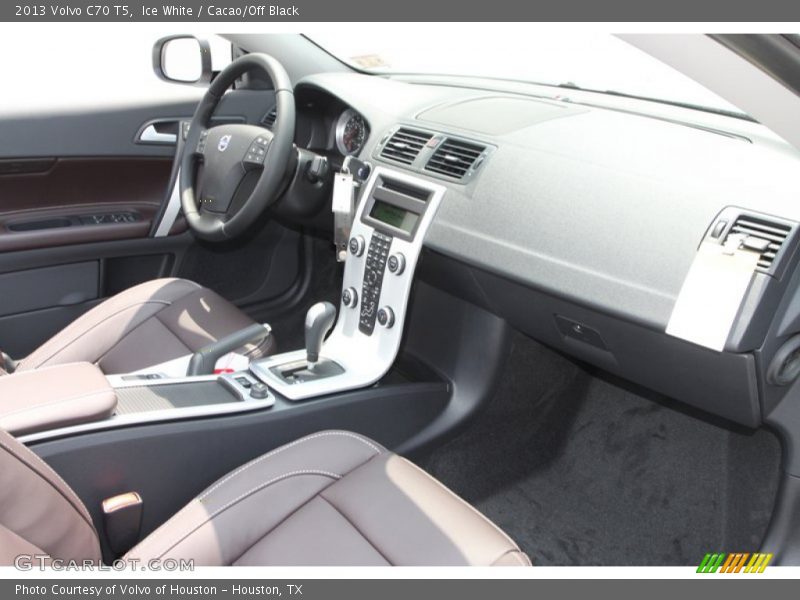 Ice White / Cacao/Off Black 2013 Volvo C70 T5