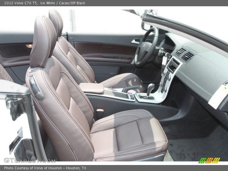 Ice White / Cacao/Off Black 2013 Volvo C70 T5
