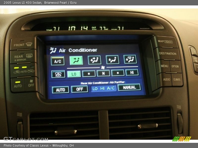 Controls of 2005 LS 430 Sedan