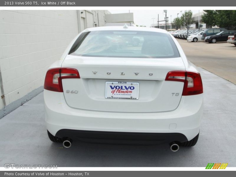 Ice White / Off Black 2013 Volvo S60 T5