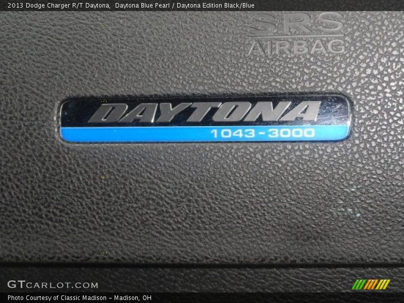 Daytona Blue Pearl / Daytona Edition Black/Blue 2013 Dodge Charger R/T Daytona