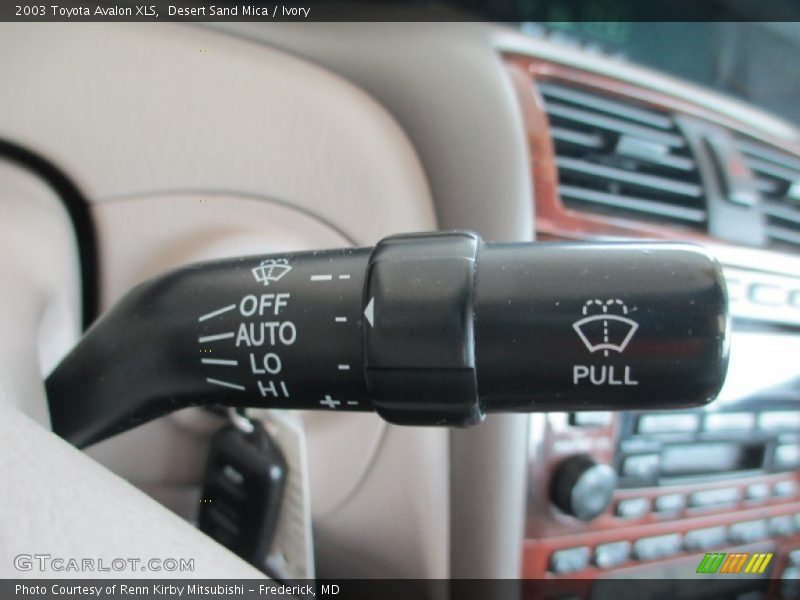 Controls of 2003 Avalon XLS