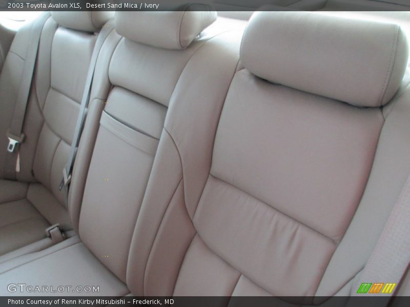 Desert Sand Mica / Ivory 2003 Toyota Avalon XLS