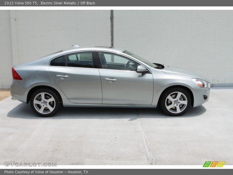 Electric Silver Metallic / Off Black 2013 Volvo S60 T5