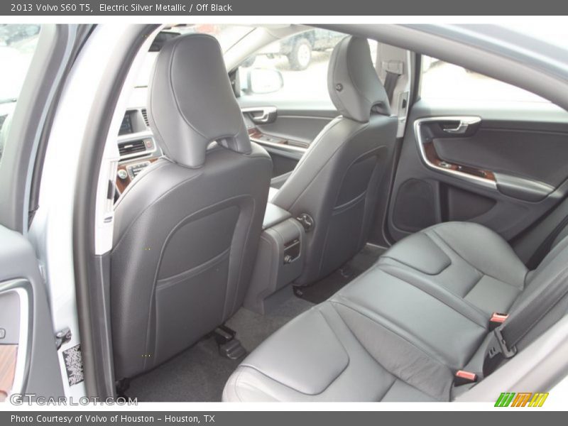 Electric Silver Metallic / Off Black 2013 Volvo S60 T5