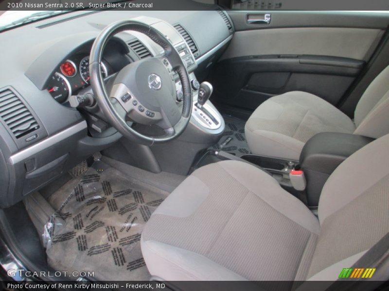 Super Black / Charcoal 2010 Nissan Sentra 2.0 SR