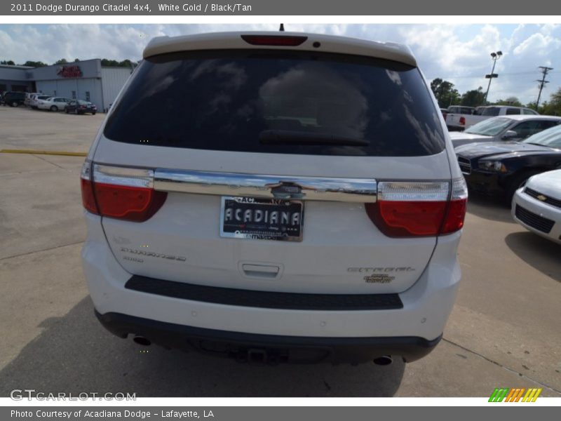 White Gold / Black/Tan 2011 Dodge Durango Citadel 4x4