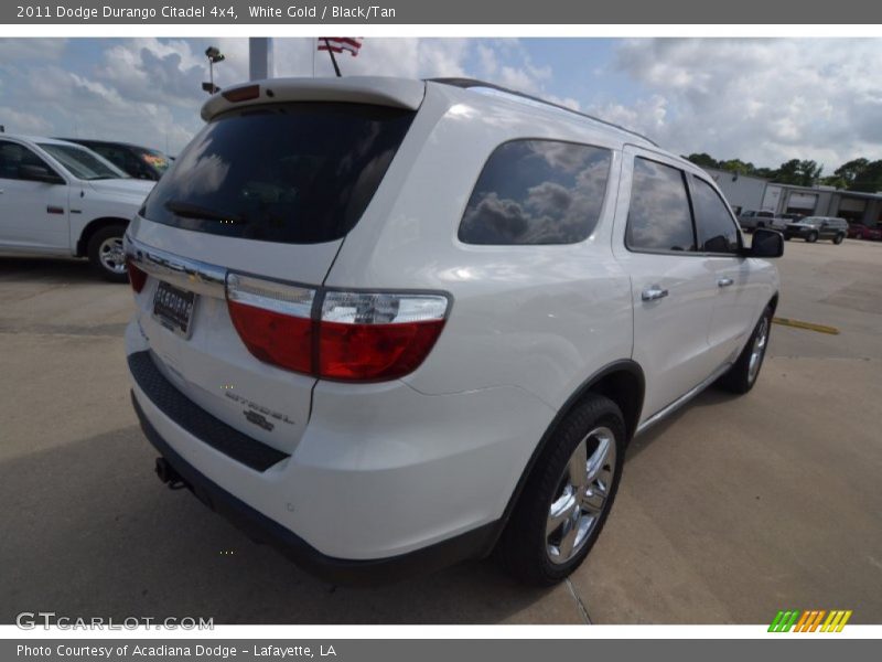 White Gold / Black/Tan 2011 Dodge Durango Citadel 4x4