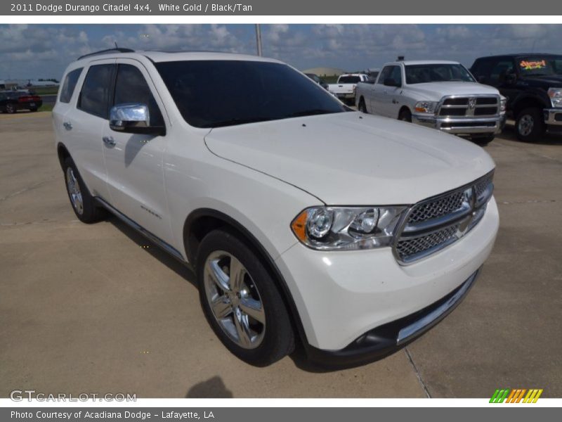 Front 3/4 View of 2011 Durango Citadel 4x4