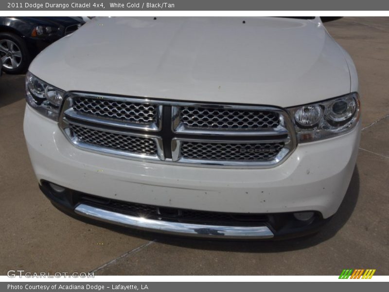 White Gold / Black/Tan 2011 Dodge Durango Citadel 4x4