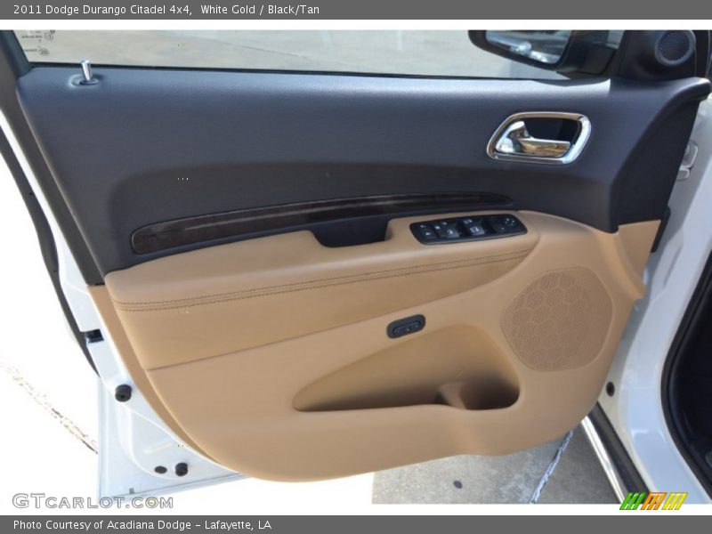 White Gold / Black/Tan 2011 Dodge Durango Citadel 4x4