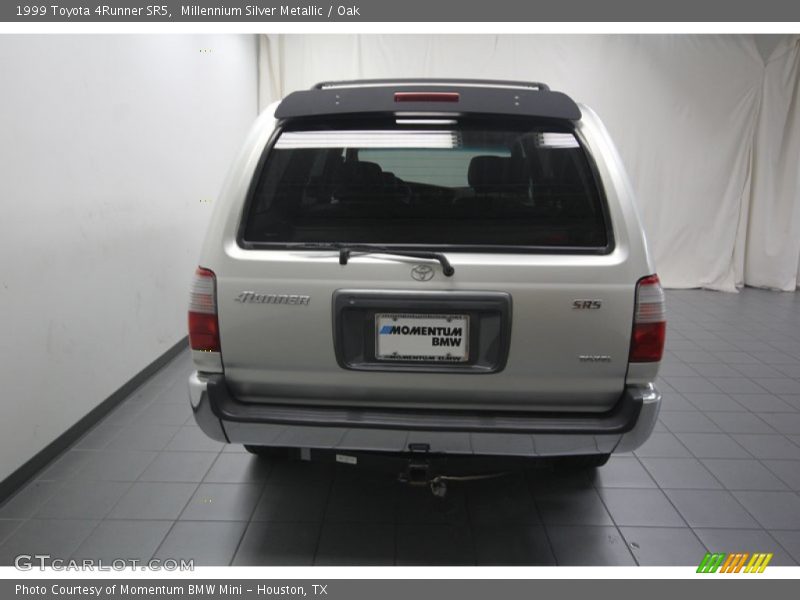 Millennium Silver Metallic / Oak 1999 Toyota 4Runner SR5