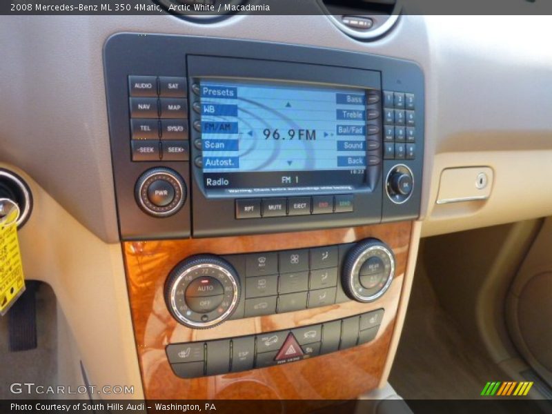 Arctic White / Macadamia 2008 Mercedes-Benz ML 350 4Matic