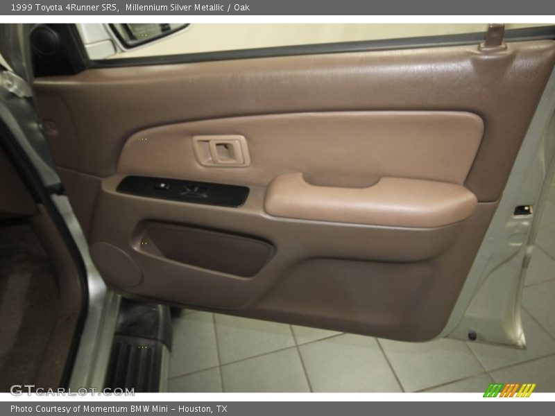 Millennium Silver Metallic / Oak 1999 Toyota 4Runner SR5