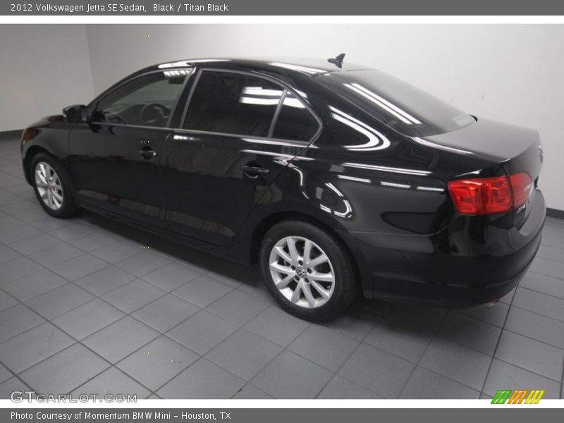 Black / Titan Black 2012 Volkswagen Jetta SE Sedan