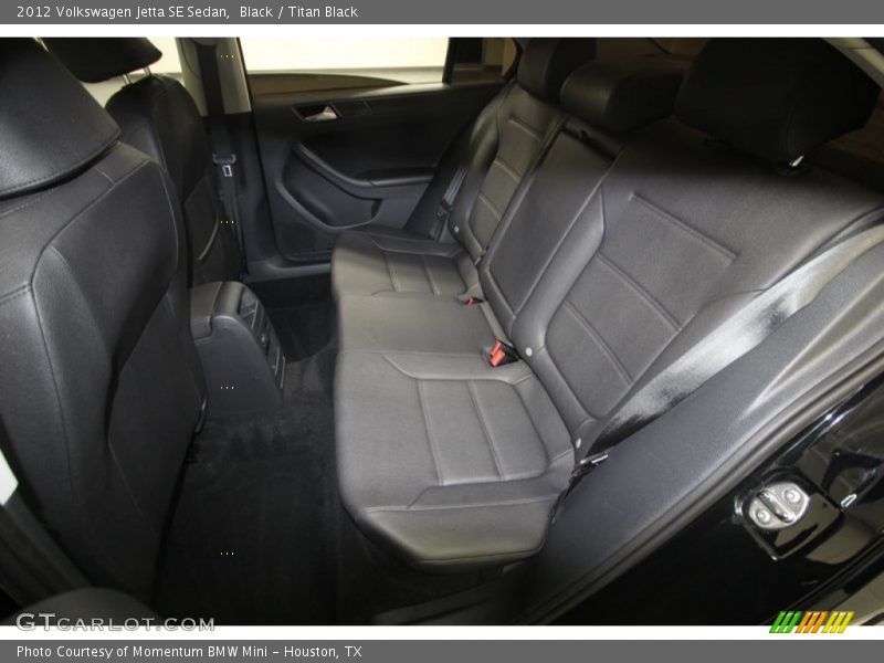 Black / Titan Black 2012 Volkswagen Jetta SE Sedan
