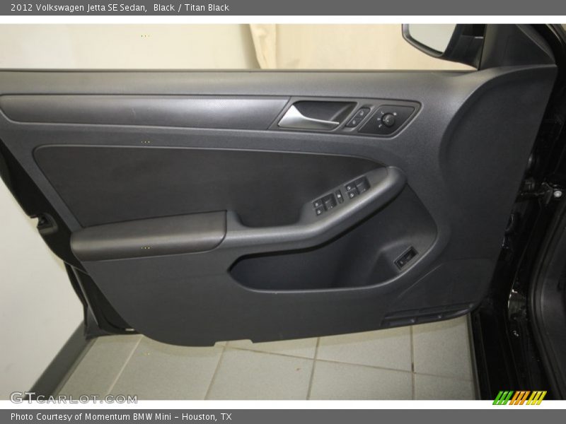 Black / Titan Black 2012 Volkswagen Jetta SE Sedan