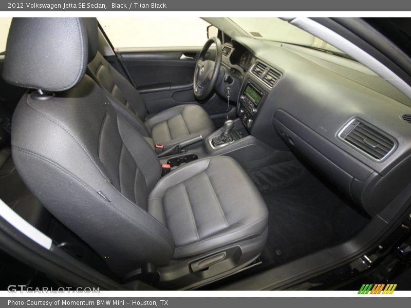 Black / Titan Black 2012 Volkswagen Jetta SE Sedan