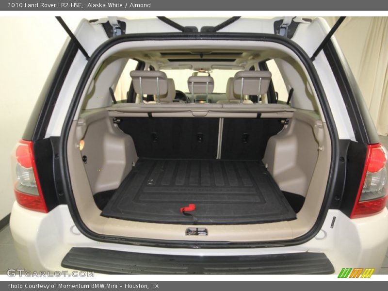  2010 LR2 HSE Trunk