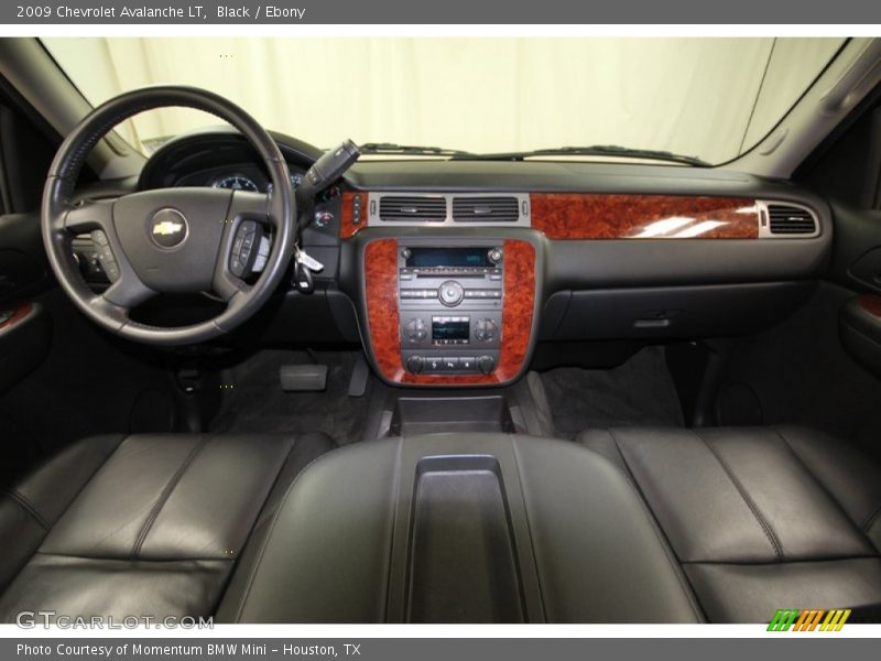 Black / Ebony 2009 Chevrolet Avalanche LT