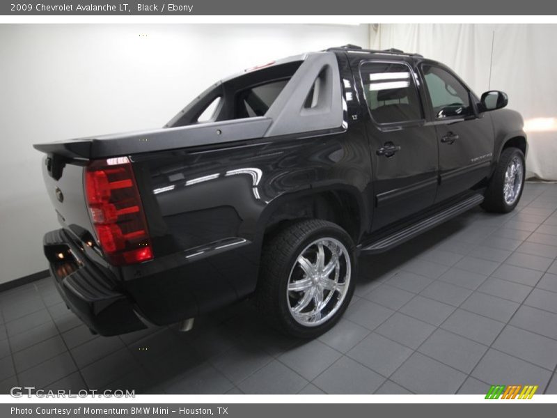 Black / Ebony 2009 Chevrolet Avalanche LT