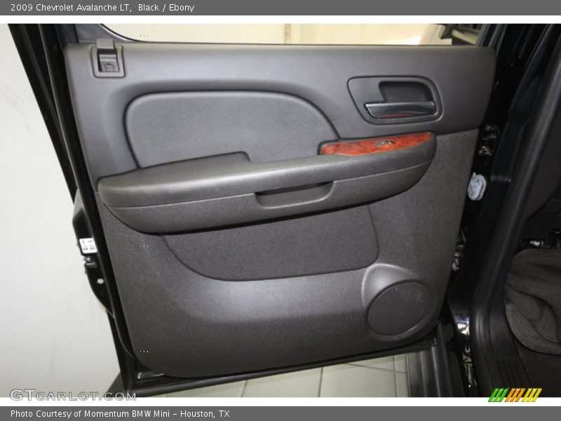 Black / Ebony 2009 Chevrolet Avalanche LT