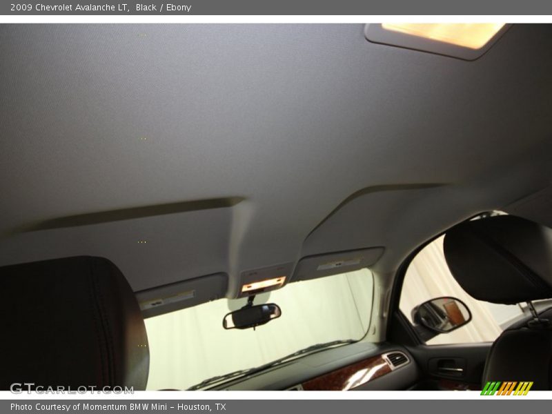 Black / Ebony 2009 Chevrolet Avalanche LT