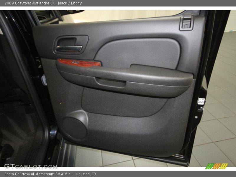 Black / Ebony 2009 Chevrolet Avalanche LT