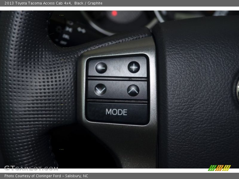 Black / Graphite 2013 Toyota Tacoma Access Cab 4x4