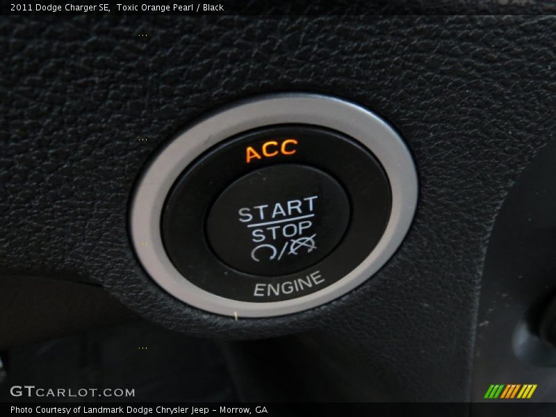 Toxic Orange Pearl / Black 2011 Dodge Charger SE