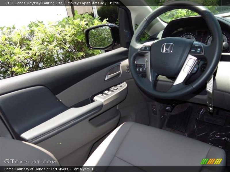 Smokey Topaz Metallic / Truffle 2013 Honda Odyssey Touring Elite