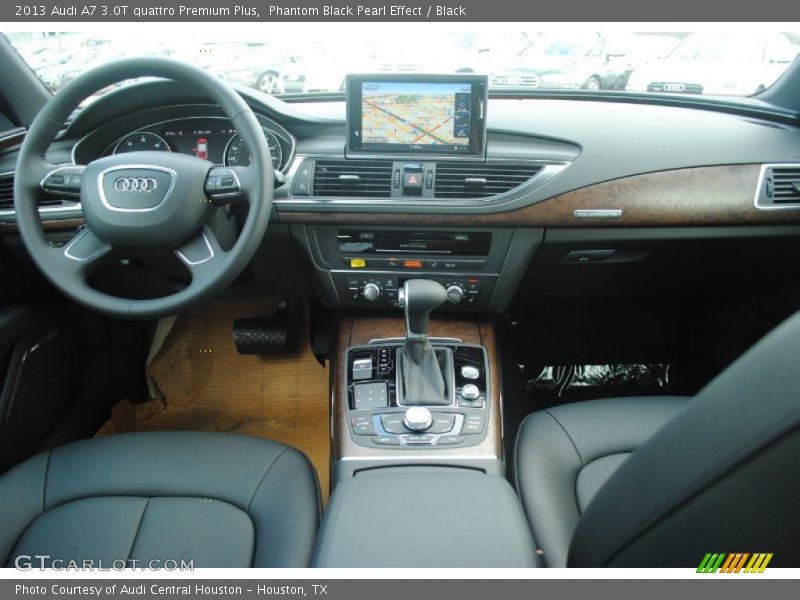Dashboard of 2013 A7 3.0T quattro Premium Plus