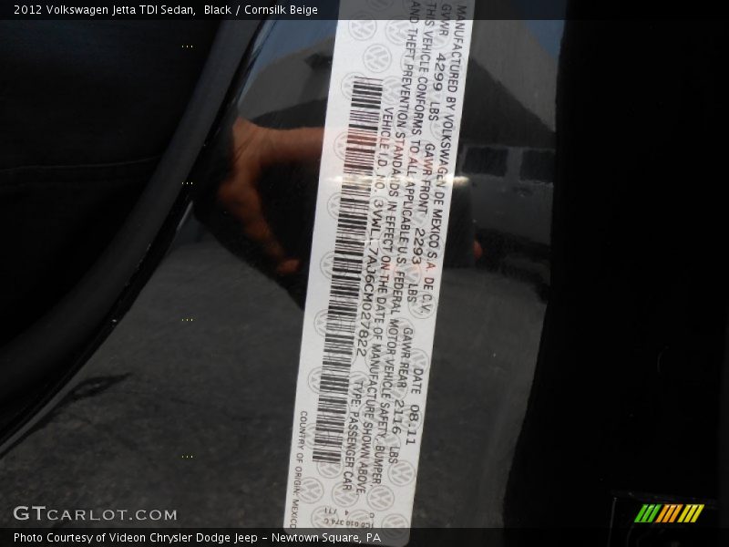 Black / Cornsilk Beige 2012 Volkswagen Jetta TDI Sedan