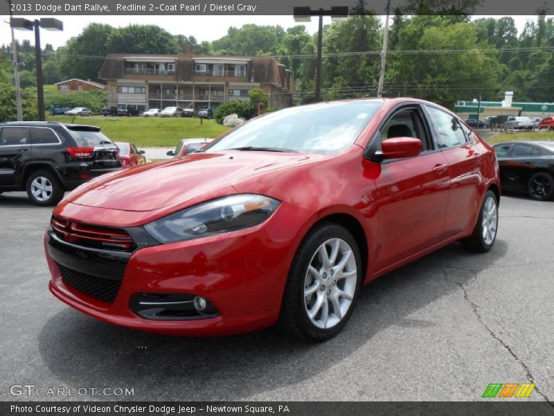 Front 3/4 View of 2013 Dart Rallye
