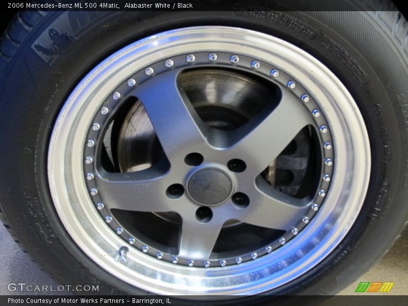 Alabaster White / Black 2006 Mercedes-Benz ML 500 4Matic