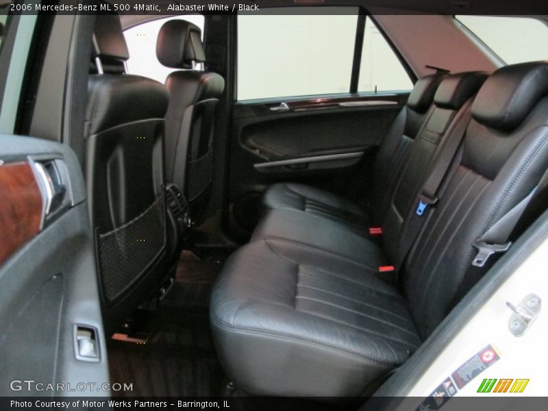 Alabaster White / Black 2006 Mercedes-Benz ML 500 4Matic