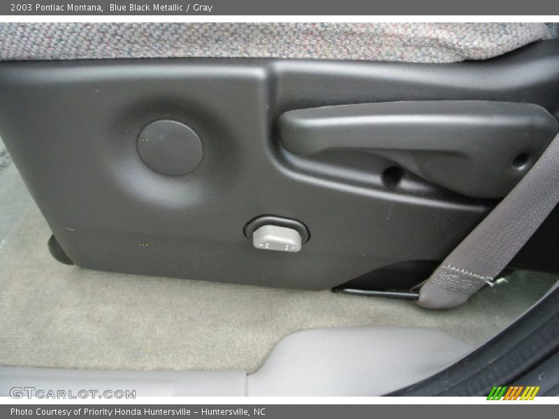 Blue Black Metallic / Gray 2003 Pontiac Montana