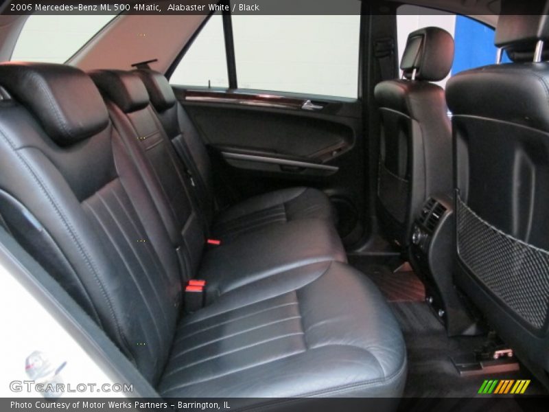 Alabaster White / Black 2006 Mercedes-Benz ML 500 4Matic