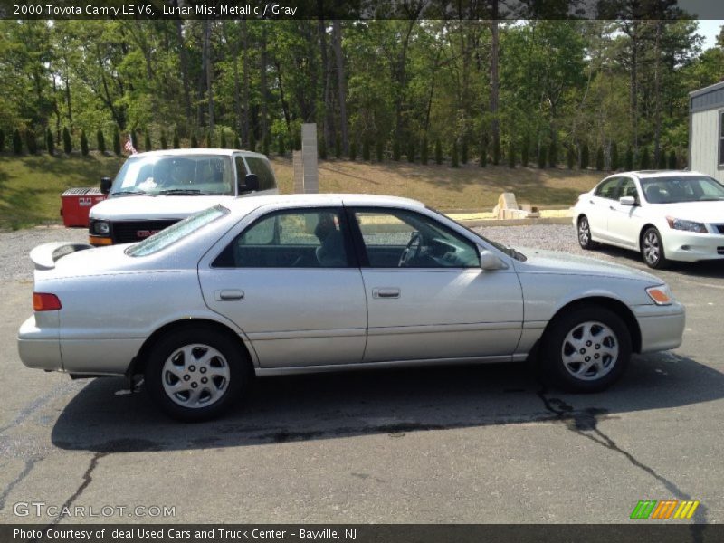 Lunar Mist Metallic / Gray 2000 Toyota Camry LE V6