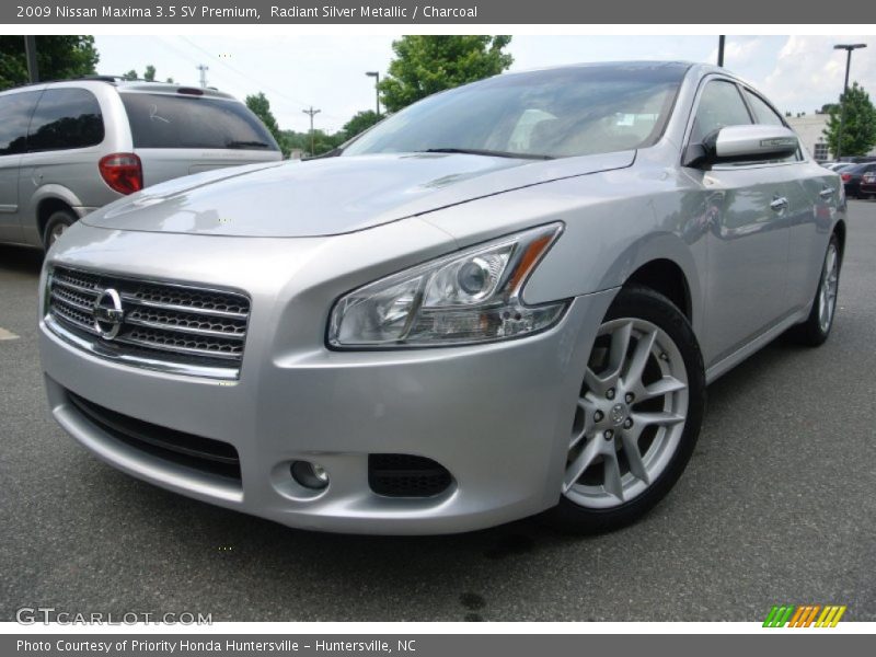 Radiant Silver Metallic / Charcoal 2009 Nissan Maxima 3.5 SV Premium