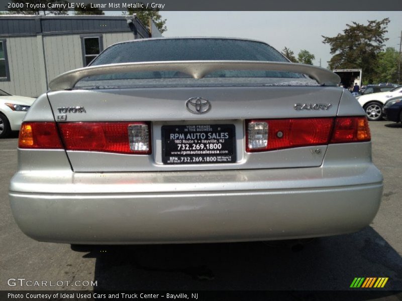 Lunar Mist Metallic / Gray 2000 Toyota Camry LE V6