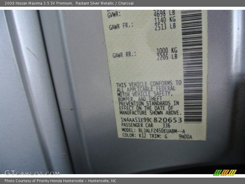 Radiant Silver Metallic / Charcoal 2009 Nissan Maxima 3.5 SV Premium