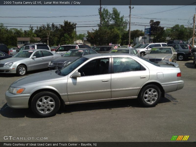 Lunar Mist Metallic / Gray 2000 Toyota Camry LE V6