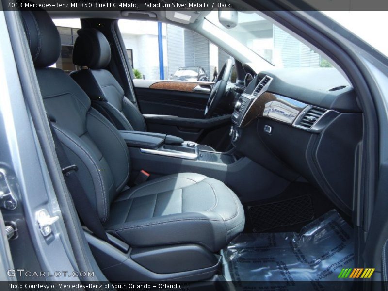Front Seat of 2013 ML 350 BlueTEC 4Matic