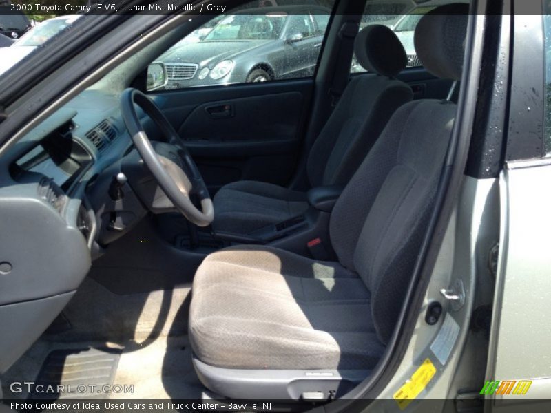 Lunar Mist Metallic / Gray 2000 Toyota Camry LE V6