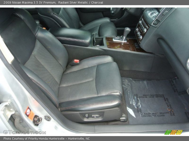 Radiant Silver Metallic / Charcoal 2009 Nissan Maxima 3.5 SV Premium