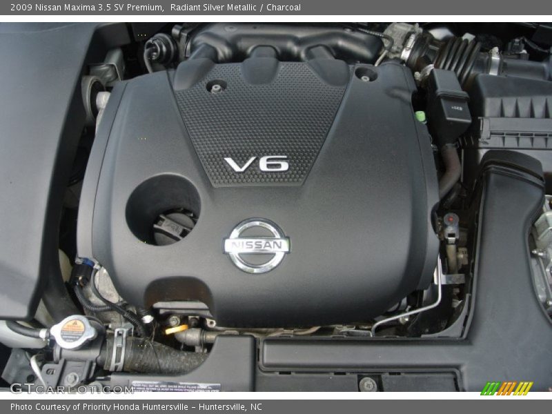 Radiant Silver Metallic / Charcoal 2009 Nissan Maxima 3.5 SV Premium